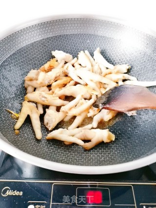 干马齿苋烧鸡爪的做法步骤：9
