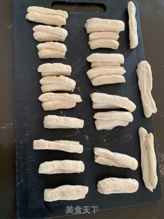 家庭版油条的做法步骤：7
