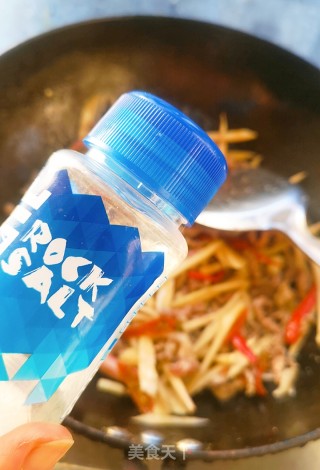 仔姜炒牛肉的做法步骤：6
