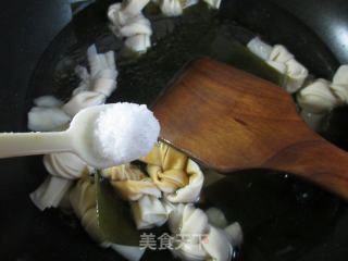 海带烧千张结的做法步骤：6