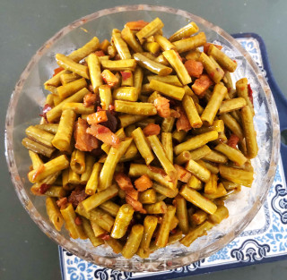 鸡肉炒酸豇豆的做法步骤：6