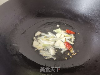 海米炒瓜片的做法步骤：3