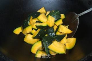 炒南瓜的做法步骤：3
