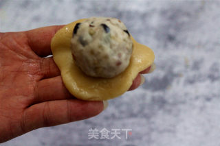 五仁月饼的做法步骤：6
