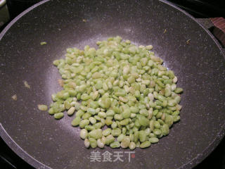 肉末芹菜利马豆的做法步骤：2