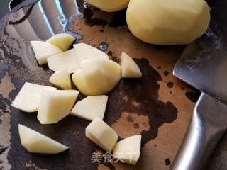 香煎土豆的做法步骤：2