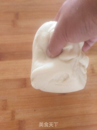 手撕香葱肉松面包的做法步骤：11