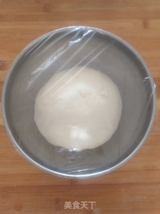 手撕香葱肉松面包的做法步骤：13