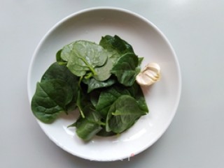 蒜香紫角叶的做法步骤：1