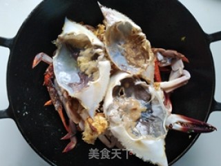 梭子蟹烧毛豆的做法步骤：10