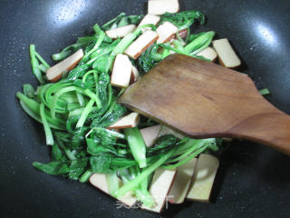 鸡蛋干炒鸡毛菜的做法步骤：6