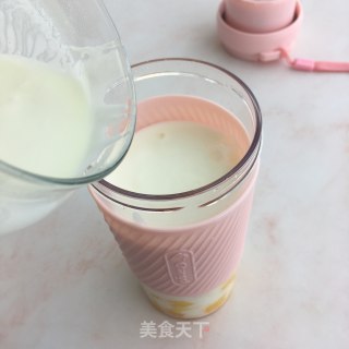 芒果酸奶奶昔的做法步骤：4