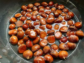 糖炒栗子的做法步骤：9