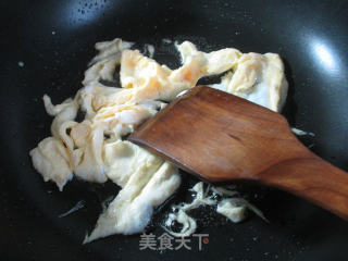 鸭蛋鸡毛菜迷迷饺的做法步骤：3