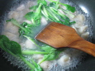 鸭蛋鸡毛菜迷迷饺的做法步骤：6