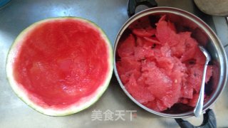 美味的西瓜冻的做法步骤：2
