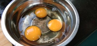 虾仁滑鸡蛋的做法步骤：1