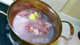 番茄排骨的做法步骤：2
