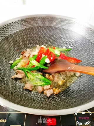 炒杏鲍菇的做法步骤：4