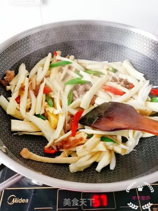 炒杏鲍菇的做法步骤：5