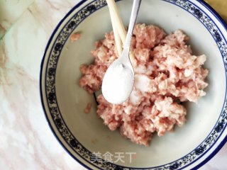 猪肉鲜菇水饺的做法步骤：8