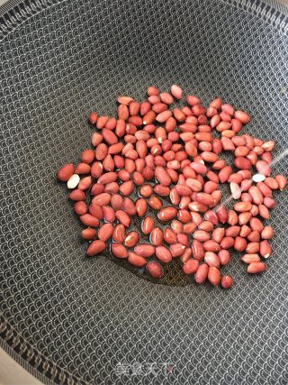 老醋花生的做法步骤：3