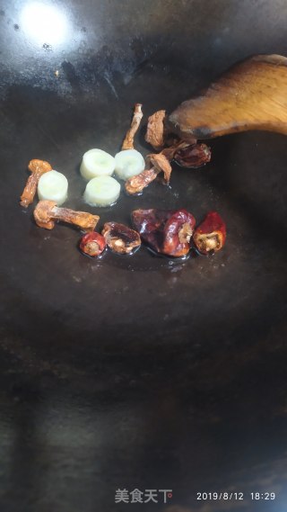 咸菜焖腰豆的做法步骤：2