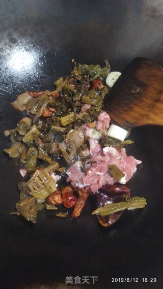 咸菜焖腰豆的做法步骤：3