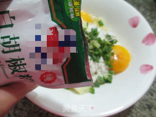 香葱莲藕煎饼的做法步骤：5