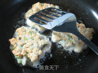香葱莲藕煎饼的做法步骤：9