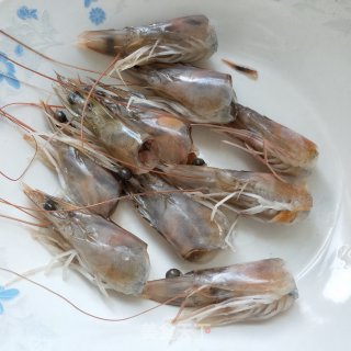 番茄虾滑汤的做法步骤：2