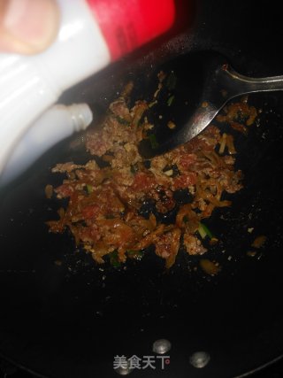葱油面拌榨菜肉末的做法步骤：8