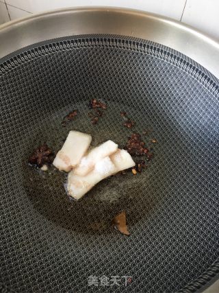 排骨炖酸菜的做法步骤：12