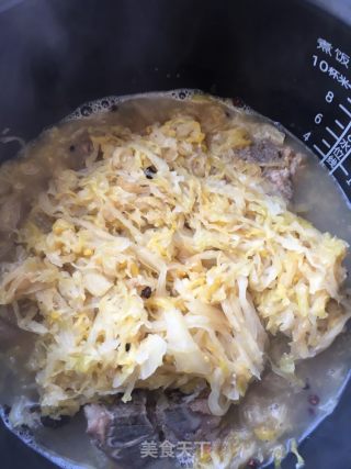 排骨炖酸菜的做法步骤：21