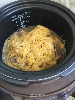 排骨炖酸菜的做法步骤：22