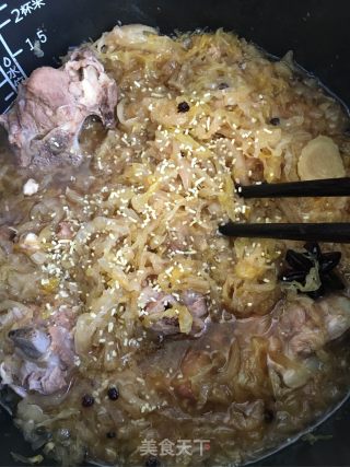 排骨炖酸菜的做法步骤：27