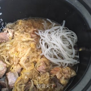 排骨炖酸菜的做法步骤：29