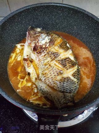 红烧罗非鱼的做法步骤：8