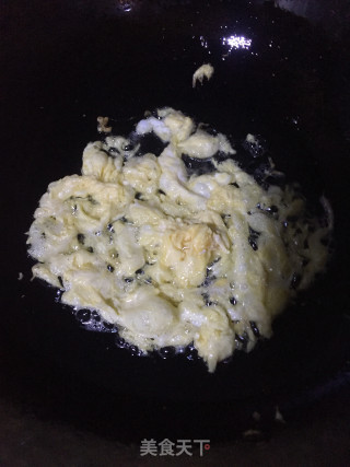 鸡蛋炒粉的做法步骤：2