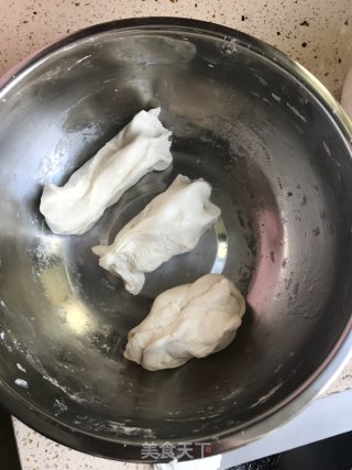手抓饼皮的做法步骤：2