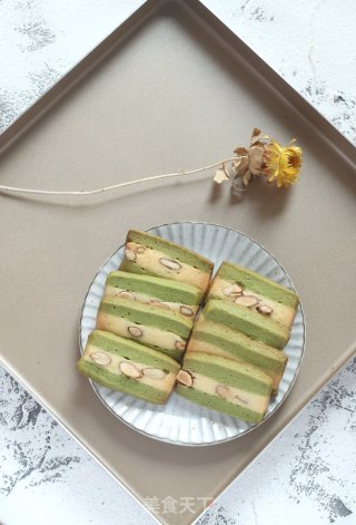 抹茶双色杏仁曲奇的做法步骤：14