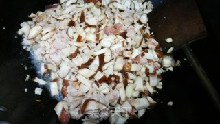 香菇肉末豆腐的做法步骤：4