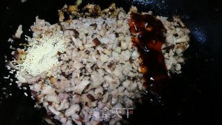 香菇肉末豆腐的做法步骤：5
