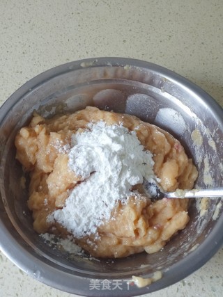干炸鸡肉丸的做法步骤：7