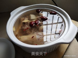 黄芪枸杞红枣老鸭汤的做法步骤：5