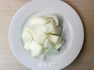 雪菜鸡肉农大酱汤的做法步骤：2