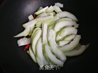清炒葫芦片的做法步骤：4