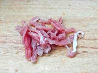 “ 榨菜 ”榨菜肉丝炒饭的做法步骤：4