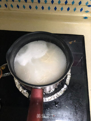 麻辣中江空心面的做法步骤：1