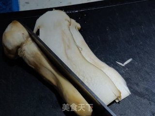黄油煎松茸的做法步骤：2